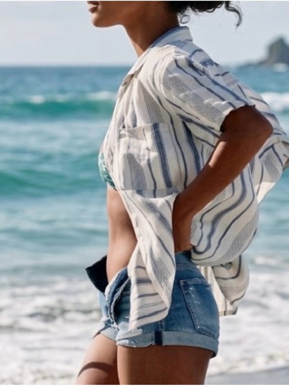 Free People Romeo Rolled Cut Off Blue Denim Shorts Button Fly 26 Beach Break